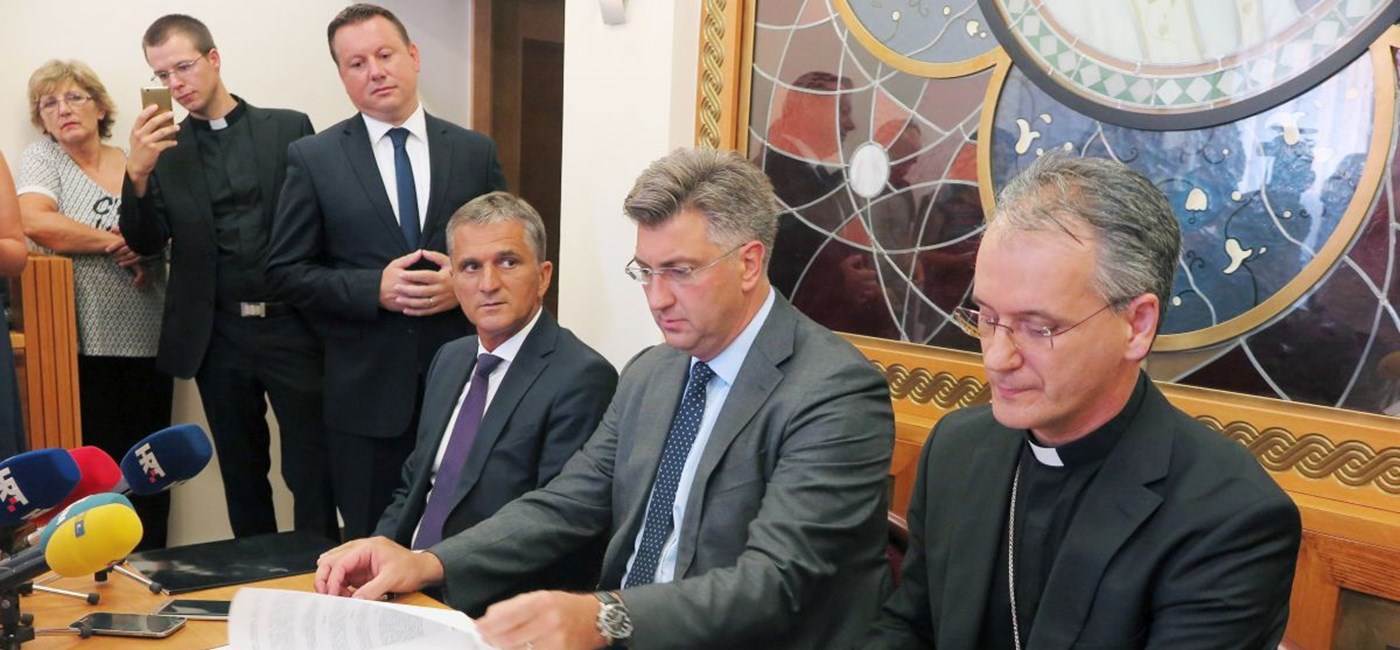 Predsjednik Vlade u Poreču: Povratom zgrade biskupiji i vjernicima riješili smo problem koji traje dulje od 70 godina